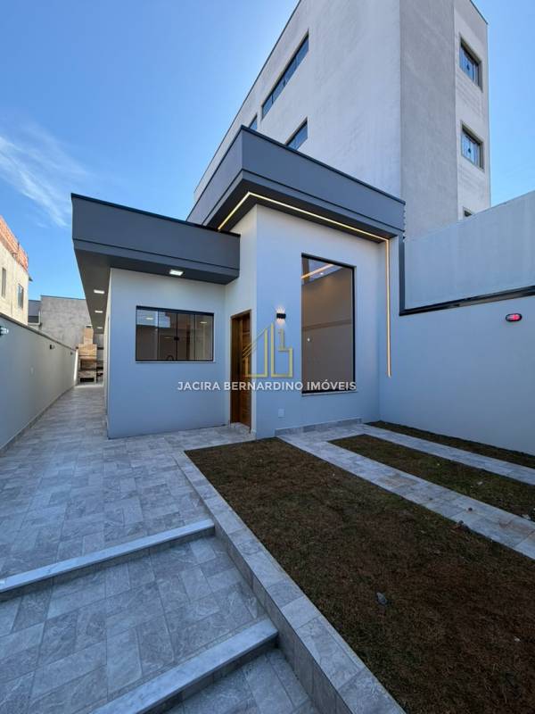 Casa Térrea à venda na Rua Osmar Celestino Ferreira Jardim dos Buritis - 161031-1.jpeg